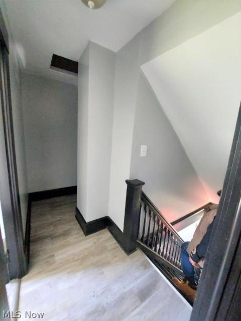 806 Bond St, Elyria, OH 44035 photo 12