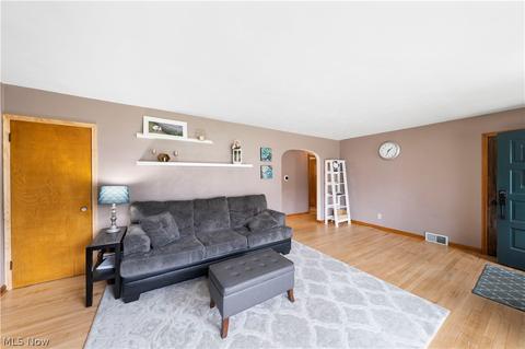 1123 Bell Ct, Elyria, OH 44035 photo 5