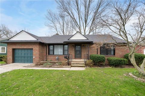 1123 Bell Ct, Elyria, OH 44035 photo 1
