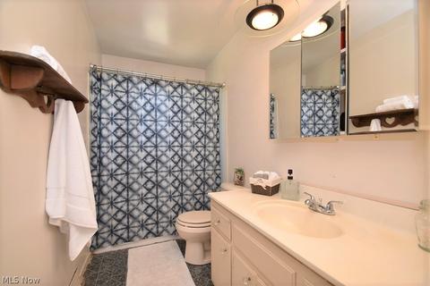 5855 E Glenn Dr, Maple Heights, OH 44137 photo 12