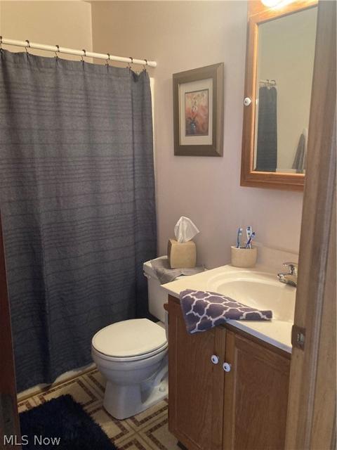 481 11th St, Struthers, OH 44471 photo 7