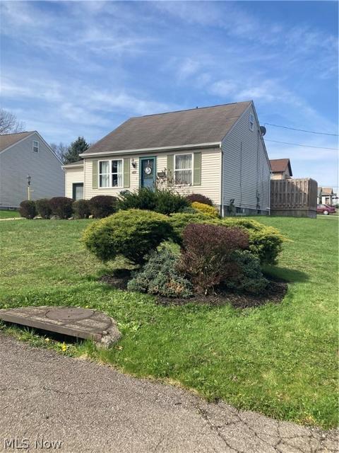 481 11th St, Struthers, OH 44471 photo 1