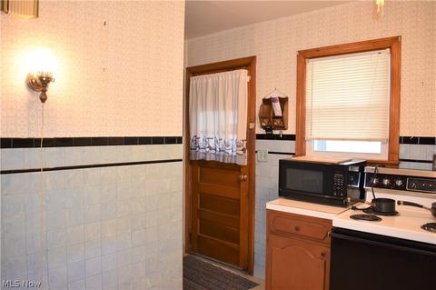 3113 Blair Ave, Ashtabula, OH 44004 photo 6