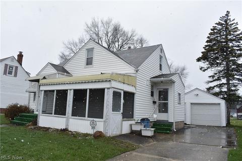 3113 Blair Ave, Ashtabula, OH 44004 photo 3