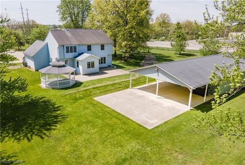 250 Schadden Rd, Elyria, OH 44035 photo 2