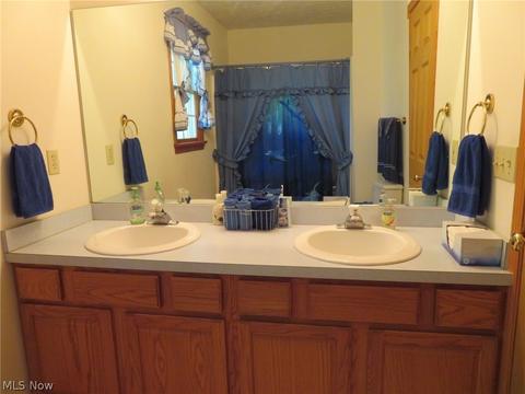 250 Schadden Rd, Elyria, OH 44035 photo 24