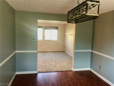 970 Hampton Ridge Dr, Akron, OH 44313 photo 12