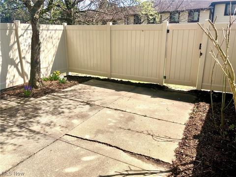 970 Hampton Ridge Dr, Akron, OH 44313 photo 30
