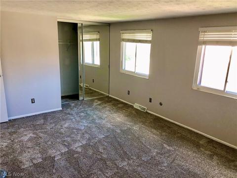 970 Hampton Ridge Dr, Akron, OH 44313 photo 16