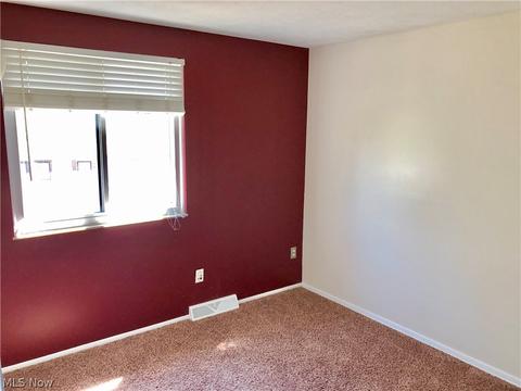 970 Hampton Ridge Dr, Akron, OH 44313 photo 21