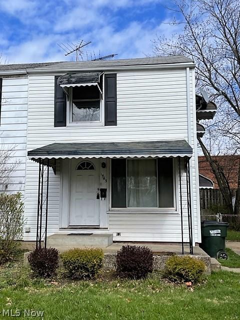 1563 E 256th St, Euclid, OH 44132 photo 1
