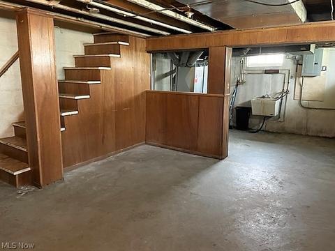 1563 E 256th St, Euclid, OH 44132 photo 9