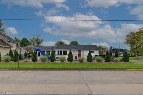 513 Uncas Ct, Huron, OH 44839 photo 4
