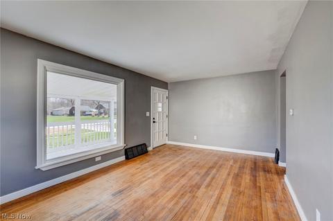 1228 Root, Lorain, OH 44052 photo 8