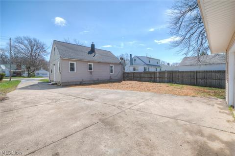 1228 Root, Lorain, OH 44052 photo 32