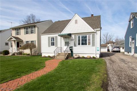 237 Warren Ave, Elyria, OH 44035 photo 2