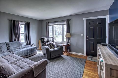 237 Warren Ave, Elyria, OH 44035 photo 7