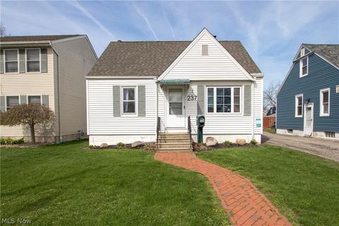 237 Warren Ave, Elyria, OH 44035 photo 1
