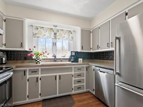 454 Ewing Rd, Boardman, OH 44512 photo 6