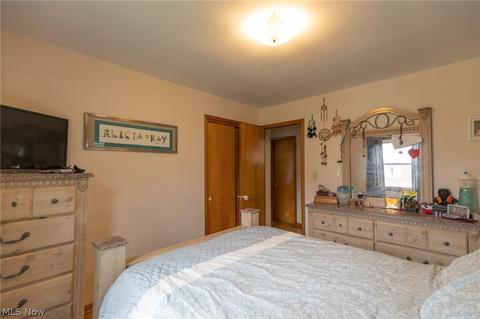 11250 Ronald Dr, Parma, OH 44130 photo 22