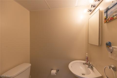 11250 Ronald Dr, Parma, OH 44130 photo 27