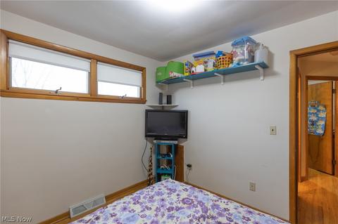 11250 Ronald Dr, Parma, OH 44130 photo 16