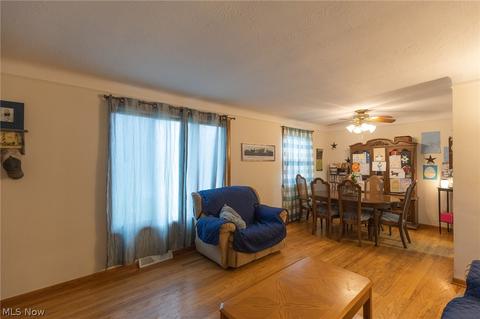 11250 Ronald Dr, Parma, OH 44130 photo 10
