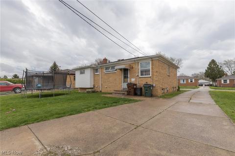 11250 Ronald Dr, Parma, OH 44130 photo 33