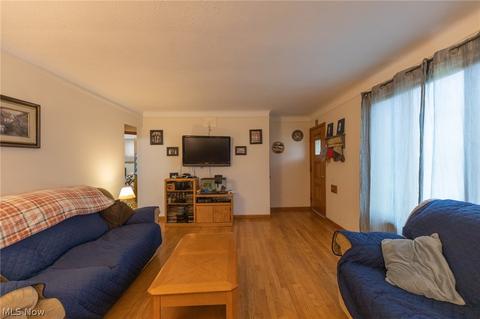 11250 Ronald Dr, Parma, OH 44130 photo 11