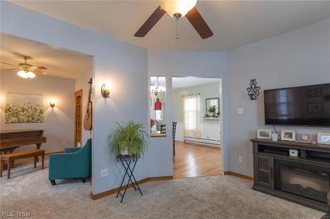 245 Ohio St, Elyria, OH 44035 photo 3