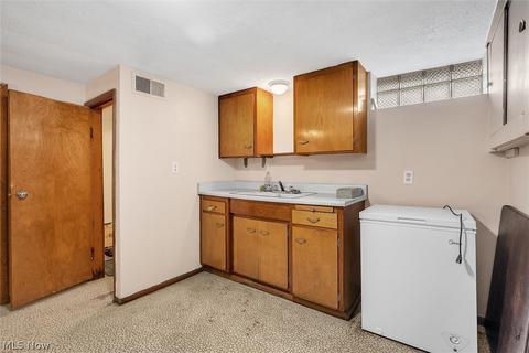 2323 E 290th St, Wickliffe, OH 44092 photo 32