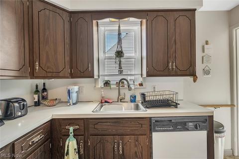 2323 E 290th St, Wickliffe, OH 44092 photo 21