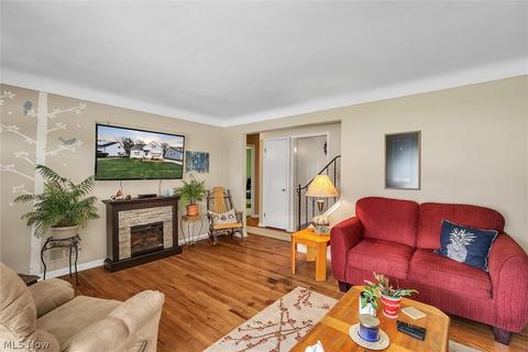 2323 E 290th St, Wickliffe, OH 44092 photo 14