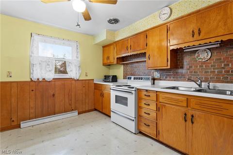 1187 Bell Ct, Elyria, OH 44035 photo 6