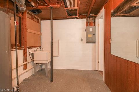 4101 Cambridge Ave, Lorain, OH 44053 photo 8