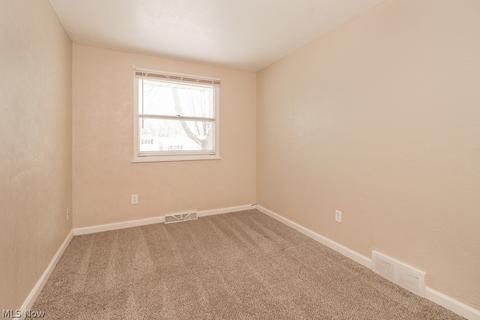 4101 Cambridge Ave, Lorain, OH 44053 photo 15