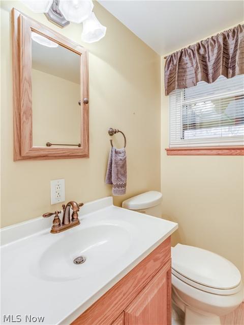 838 Salem Ave, Elyria, OH 44035 photo 11