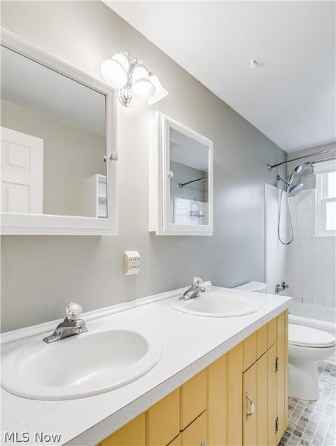 838 Salem Ave, Elyria, OH 44035 photo 16