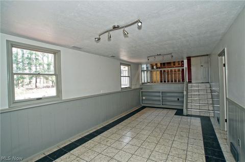 8379 Paddock Ct, Mentor, OH 44060 photo 14