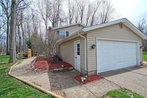 8379 Paddock Ct, Mentor, OH 44060 photo 29