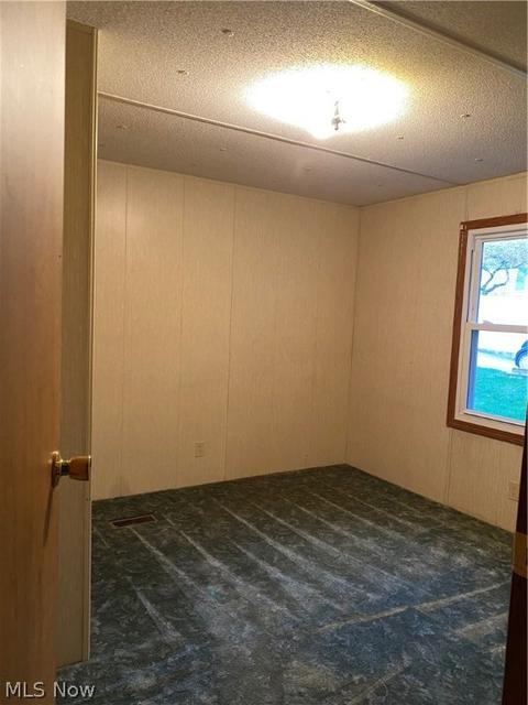 182 3rd St, Lowell, OH 45744 photo 3