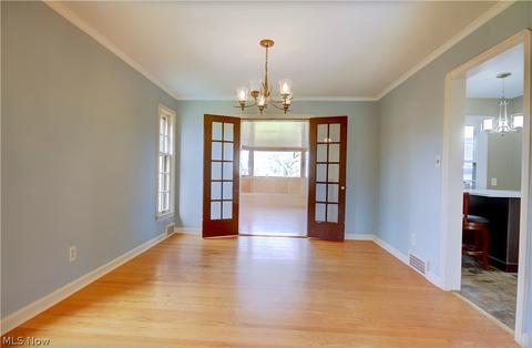 5594 Overlook Rd, Parma, OH 44129 photo 8