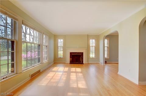 5594 Overlook Rd, Parma, OH 44129 photo 6