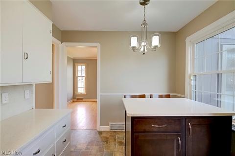 5594 Overlook Rd, Parma, OH 44129 photo 14