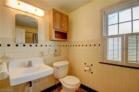 5594 Overlook Rd, Parma, OH 44129 photo 19
