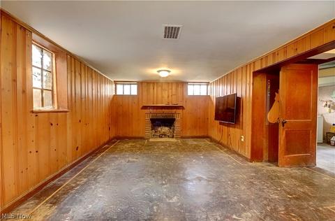5594 Overlook Rd, Parma, OH 44129 photo 25