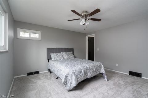 654 Augdon Dr, Elyria, OH 44035 photo 14
