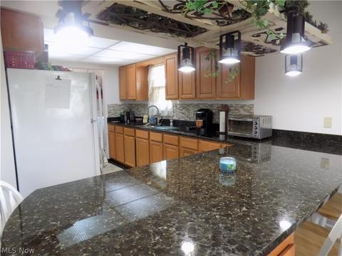 1054 Bryce Ave, Aurora, OH 44202 photo 5