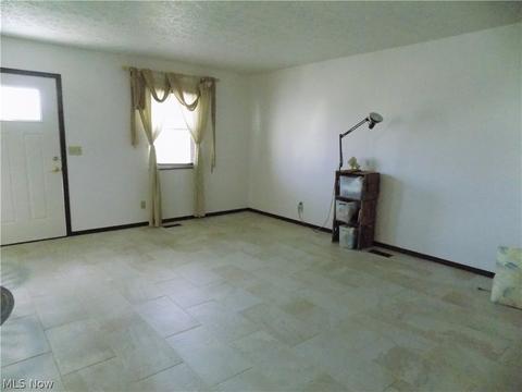 1054 Bryce Ave, Aurora, OH 44202 photo 7