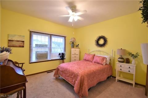 129 Gleneagle Dr, Elyria, OH 44035 photo 23